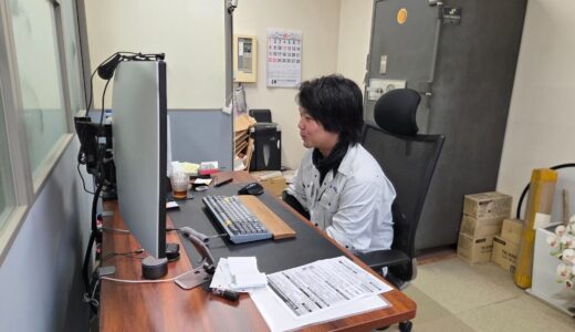 【入社1周年】「作れるものは自分で作る」現場の改善を牽引する、入社1年目の職人魂